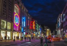 Niemcy: Kontrowersyjna kampania – czy mimo lockdownu niektóre sklepy zostaną otwarte 11 stycznia?