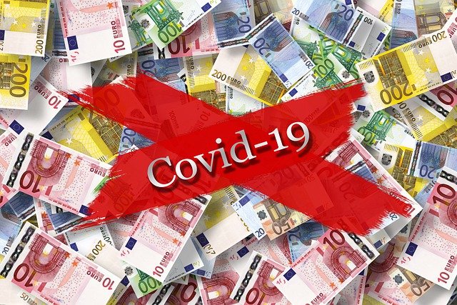 Niemiecki polityk żąda 500 euro premii za szczepienie przeciw Covid-19 – dla wszystkich!