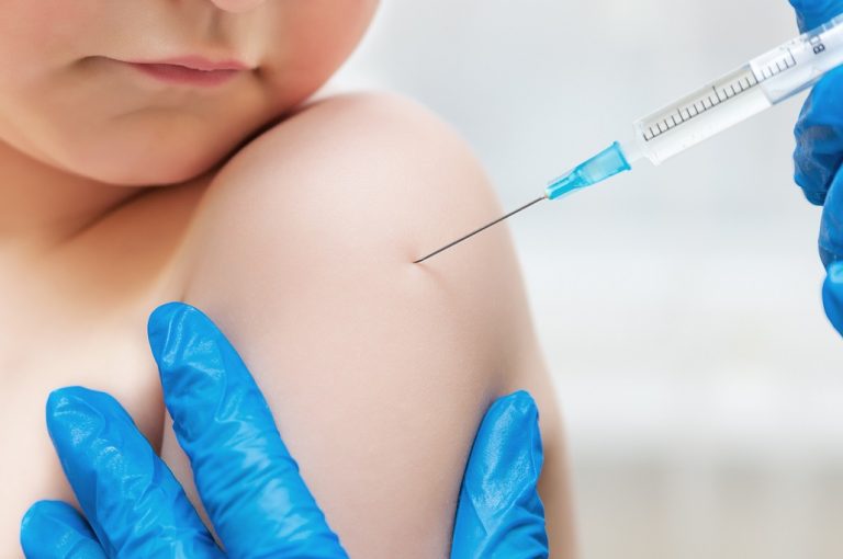 Niemcy: Komisja ds. szczepień zaleca szczepienie przeciwko koronawirusowi dla dzieci od 12 roku życia