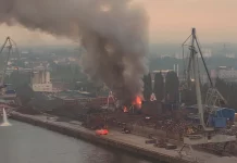 Ogromna chmura dymu nad portem w Hamburgu. Wydano ostrzeżenie dla mieszkańców!