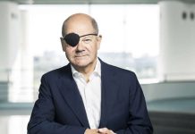 Kanclerz Niemiec Olaf Scholz opublikował zdjęcie w opasce pirata. Oto co się stało