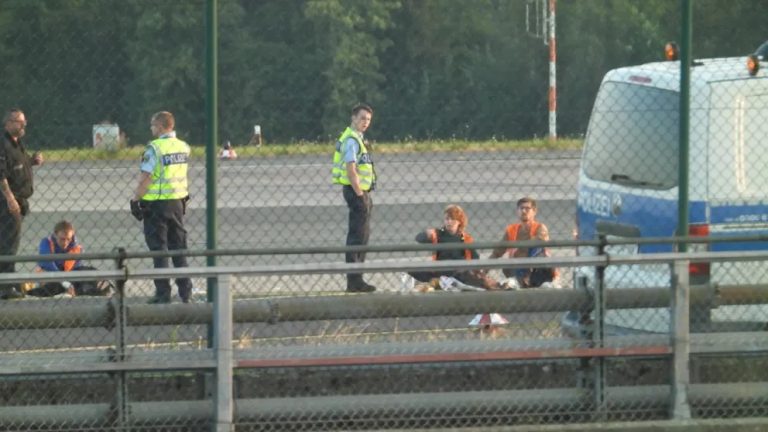Lotnisko w Düsseldorfie pozywa aktywistów z „Ostatniego Pokolenia”