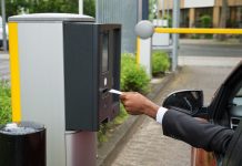 Opłaty parkingowe w Niemczech: w których miastach parkowanie jest szczególnie drogie dla kierowców samochodów?