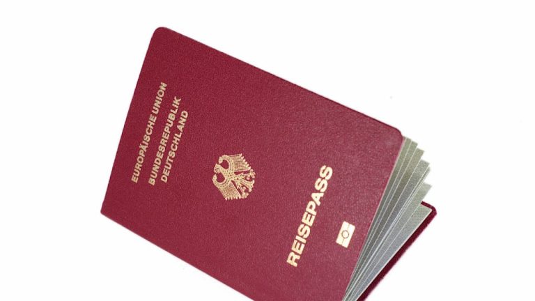 Niemcy zaostrzają prawo: rząd chce ukrócić fikcyjne uznawanie ojcostwa