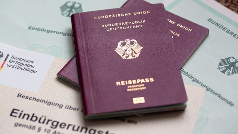 Niemcy: 10-letni zakaz naturalizacji dla oszustów językowych — CDU/CSU i SPD proponują zaostrzenie prawa