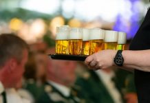 Czy Niemcy nadal są piwnym imperium? Fakty na Międzynarodowy Dzień Piwa