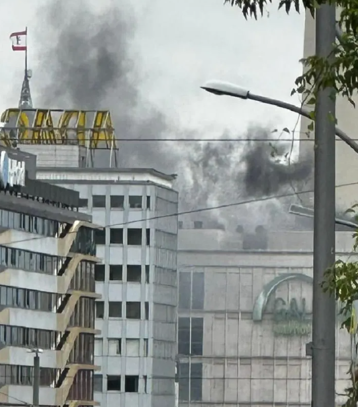 Alarm pożarowy w Galerii Kaufhof na berlińskim Alexanderplatz!