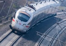 Dortmund: Pasażer został porażony prądem w pociągu ICE, 360 podróżnych ewakuowano