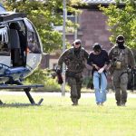 Podejrzany o atak nożem w Solingen zostaje zabrany helikopterem