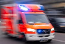 Radiowóz potrącił 4-latka w Leutkirch — dziecko odniosło ciężkie obrażenia, prokuratura wszczyna wyjaśnienia