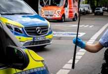 Brutalna bójka w Essen: Zabezpieczono maczetę i metalowy pręt – jedna osoba ranna