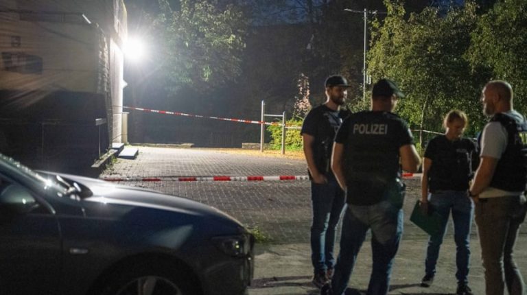 Niemcy: 13-latek w kłótni dźgnął 14-latka nożem