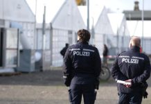 Wzrosła liczba ataków na schroniska dla uchodźców w Niemczech