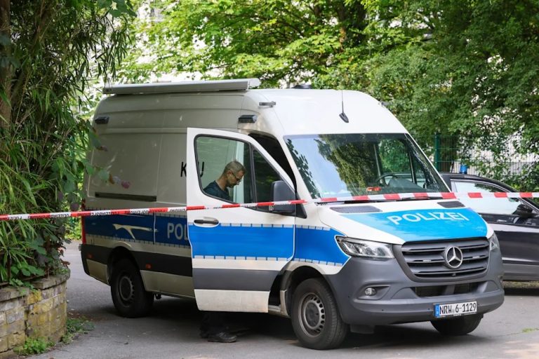 Policja odnalazła drugi telefon zamachowca z Solingen – 284 dni po ataku