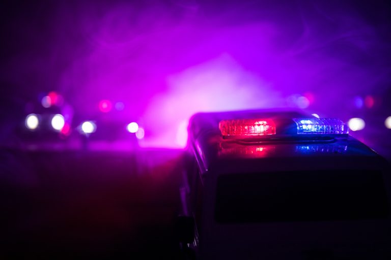 Niemcy: Albańczyk zaatakował nożem w Hamburgu. Krwawy ślad prowadził z małej knajpy na ulicę