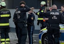 Pożar domu w północnym Monachium, pułapki wybuchowe i groźba bombowa — Oktoberfest pozostaje zamknięty