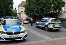 Niemcy: Mężczyzna z nożem groził uczniom przed szkołą w Bawarii – interweniowała policja