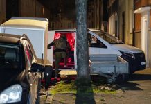 Naloty w Niemczech i Francji: GSG9 rozbija siatkę przemytników ludzi