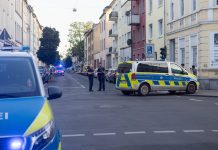 Dramatyczne zdarzenie w Niemczech: Kierowca wjechał samochodem w grupę pieszych w Krefeld