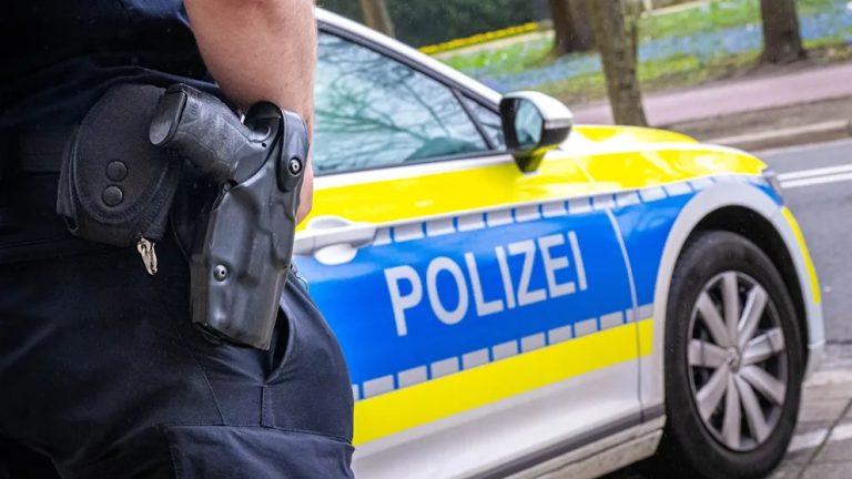 Niemcy: Szokujące skargi na policjantów. „Mandaty z zemsty”, „nielegalne testy moczu” i pomyłka z 9-latkiem