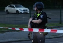 Berlin: Strzały i atak nożem w pobliżu demonstracji pierwszomajowej – dwie osoby ciężko ranne