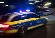 Bawaria: 11-latka przez wiele dni była zmuszana do siedzenia w ciasnym składziku