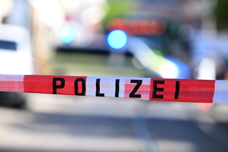 Niemcy: mężczyzna znalazł w lesie granatnik przeciwpancerny – ewakuowano centrum handlowe i okoliczne budynki