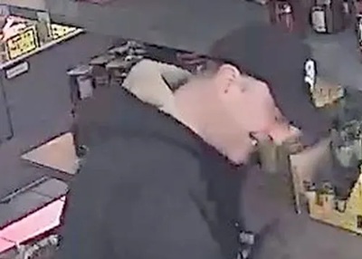 Policja poszukuje sprawcy. Mężczyzna molestował 9-letniego chłopca w sklepie w Essen