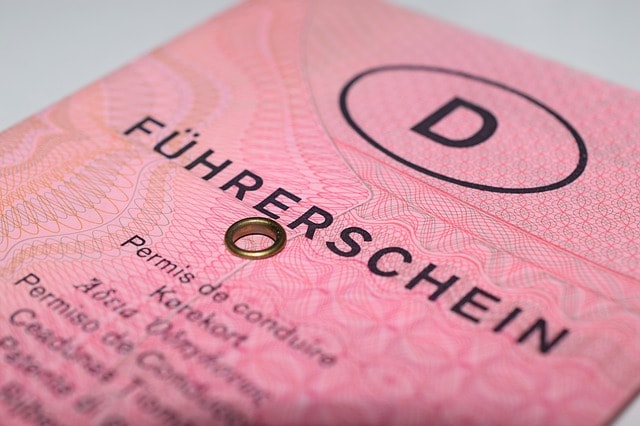 Prawo jazdy w Niemczech – 43 miliony dokumentów straci wkrótce swoją ważność!