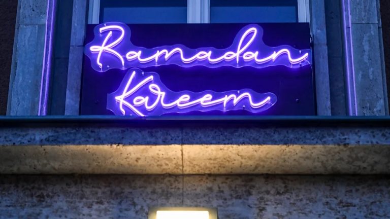 Zieloni chcą oficjalnej iluminacji Berlina z okazji Ramadanu