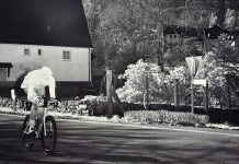 Niemcy: Rowerzysta jechał 59 km/h w strefie 30. Zarejestrował go policyjny radar