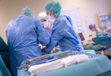 Błąd medyczny w klinice we Frankfurcie – rodzina otrzyma 720 000 euro odszkodowania