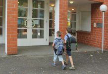 Stowarzyszenia w Niemczech apelują o to, by rodzice zawozili dzieci do szkoły tylko w wyjątkowych sytuacjach