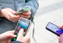 Badenia-Wirtembergia wprowadza wytyczne dla szkół w sprawie zakazu używania telefonów komórkowych