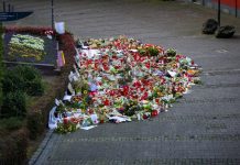 Niemcy: Rozpoczyna się proces w sprawie ataku nożownika w Solingen, w którym zginęły trzy osoby