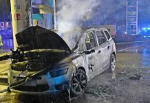 Niemcy: Kobieta spłonęła żywcem w samochodzie na stacji benzynowej