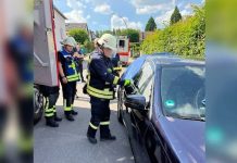 Saarland: Straż pożarna ratuje ośmiomiesięczne dziecko z przegrzanego samochodu