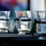 Świece dla trzech ofiar ataku nożem podczas festiwalu w mieście Solingen