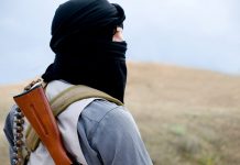 Afganistan: Niemiec przeszedł przez kontrolę talibów dzięki legitymacji partyjnej SPD