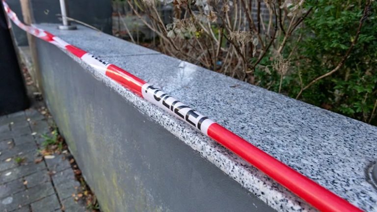 Matka czworga dzieci zamordowana w Gelsenkirchen. Zadzwoniła po pomoc, chwilę później została śmiertelnie ugodzona nożem