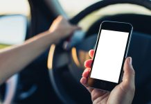 Niemcy: Rusza ogólnokrajowa akcja „Focus on the Road”. Policja sprawdzi kierowców z telefonami w ręku