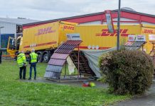 Tragiczny wypadek w Vogtland: Kierowca DHL zmarł za kierownicą ciężarówki