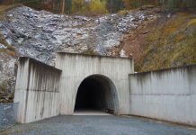 Niemcy: Ogromna akcja służb po próbie wejścia do podziemnych tuneli byłego obozu koncentracyjnego Mittelbau-Dora