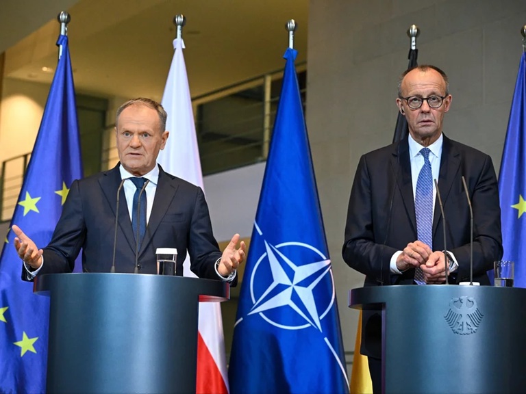 Tusk po spotkaniu z Merzem w Berlinie: jeśli Niemcy nie wypłacą odszkodowań dla ofiar II wojny światowej, Polska zrobi to z własnych środków