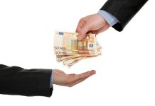 Ekwiwalent za niewykorzystany urlop: jak to wygląda w Niemczech w przypadku wypowiedzenia umowy i choroby pracownika