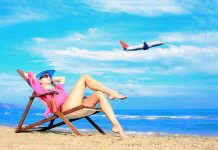 Wakacje 2021: Ceny lotów, hoteli i za wynajem samochodu do trzech razy droższe niż przed pandemią koronawirusa