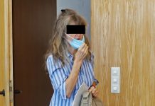 Niemka ma zapłacić 600 euro grzywny za okazanie rzekomo nieprawidłowego zwolnienia lekarskiego z obowiązku noszenia maski