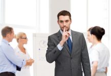 Obowiązek zachowania poufności: oto na co powinni zwrócić uwagę pracownicy w Niemczech!