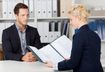 Po rozmowie kwalifikacyjnej warto napisać maila do firmy