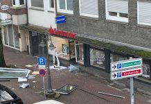Eksplozja w Gütersloh (NRW): Policja strzela do uciekających, którzy włamali się do bankomatu